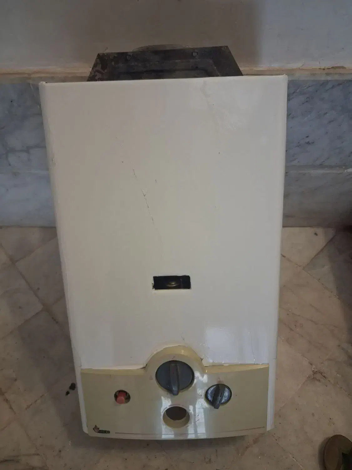 ابگرمن دیواری بوتان|آبگرمکن، پکیج، شوفاژ|سبزوار, باهنر|دیوار