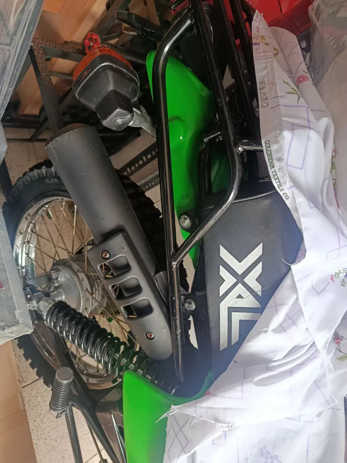 تریل موتور کلکسیونی|موتورسیکلت|میانه, |دیوار