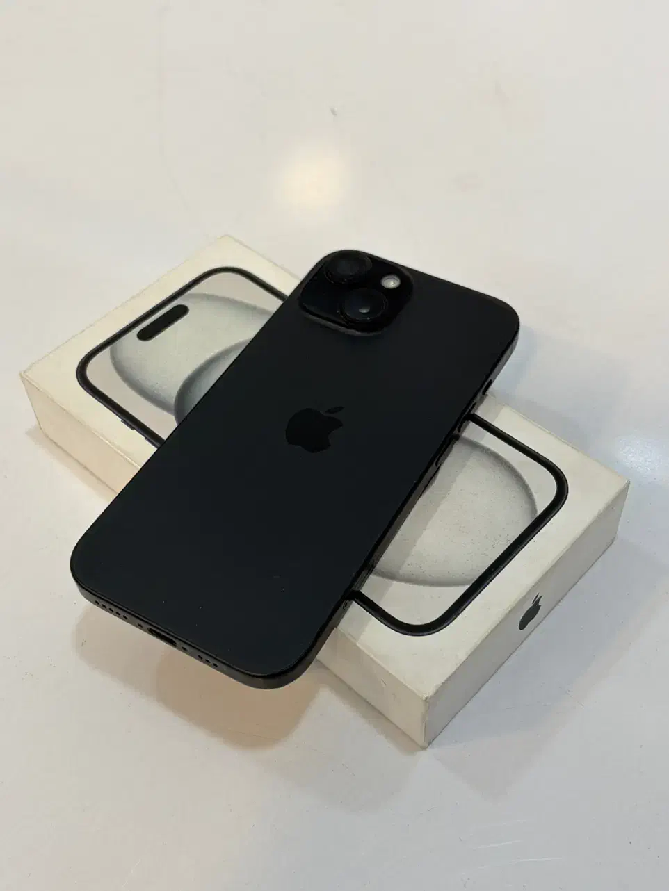 ایفون 15 نرمال|موبایل|سیرجان, |دیوار