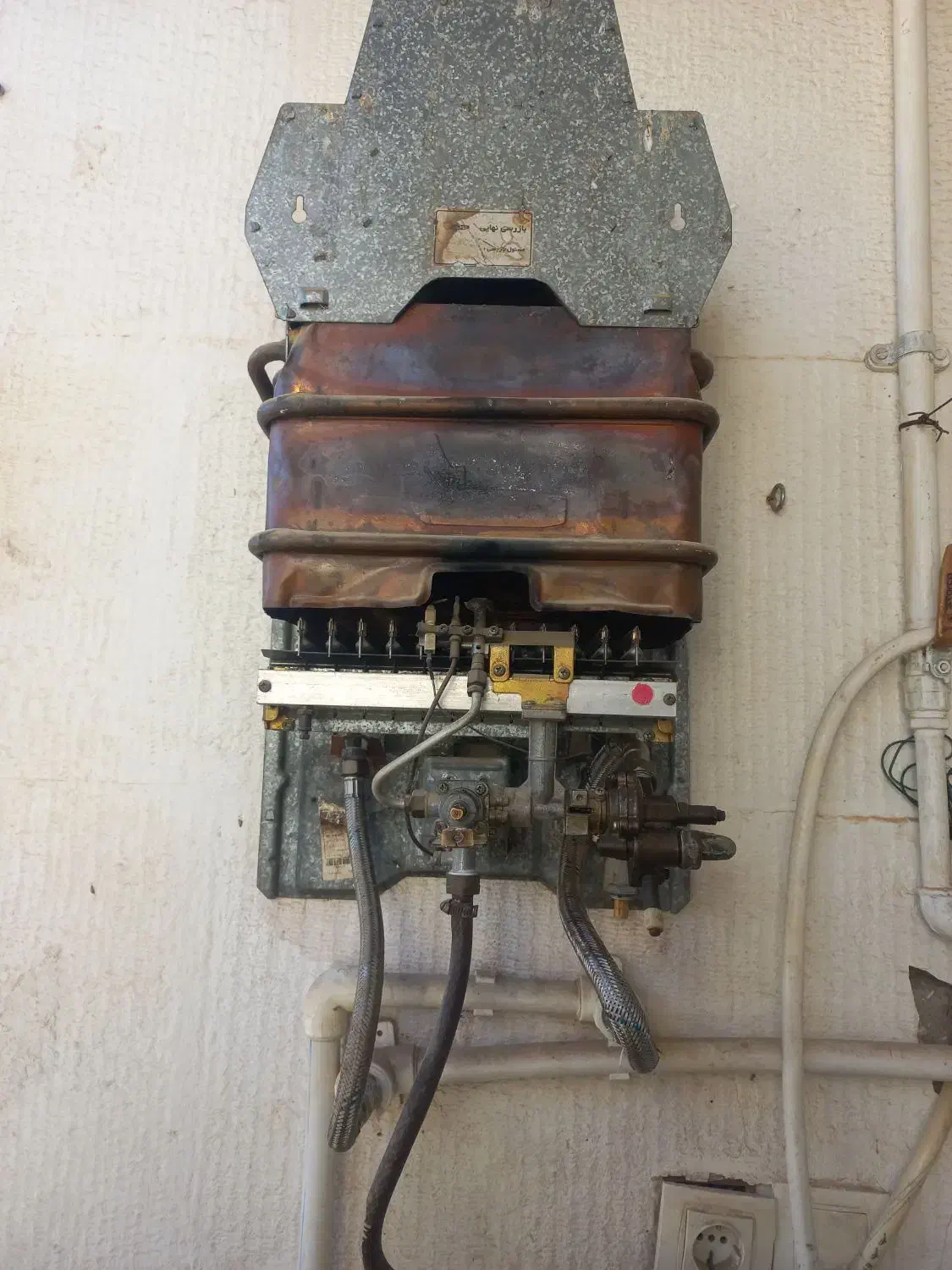 آبگرمکن دیواری بوتان ۳۱۱۵ تمیز|آبگرمکن، پکیج، شوفاژ|مسجد سلیمان, |دیوار