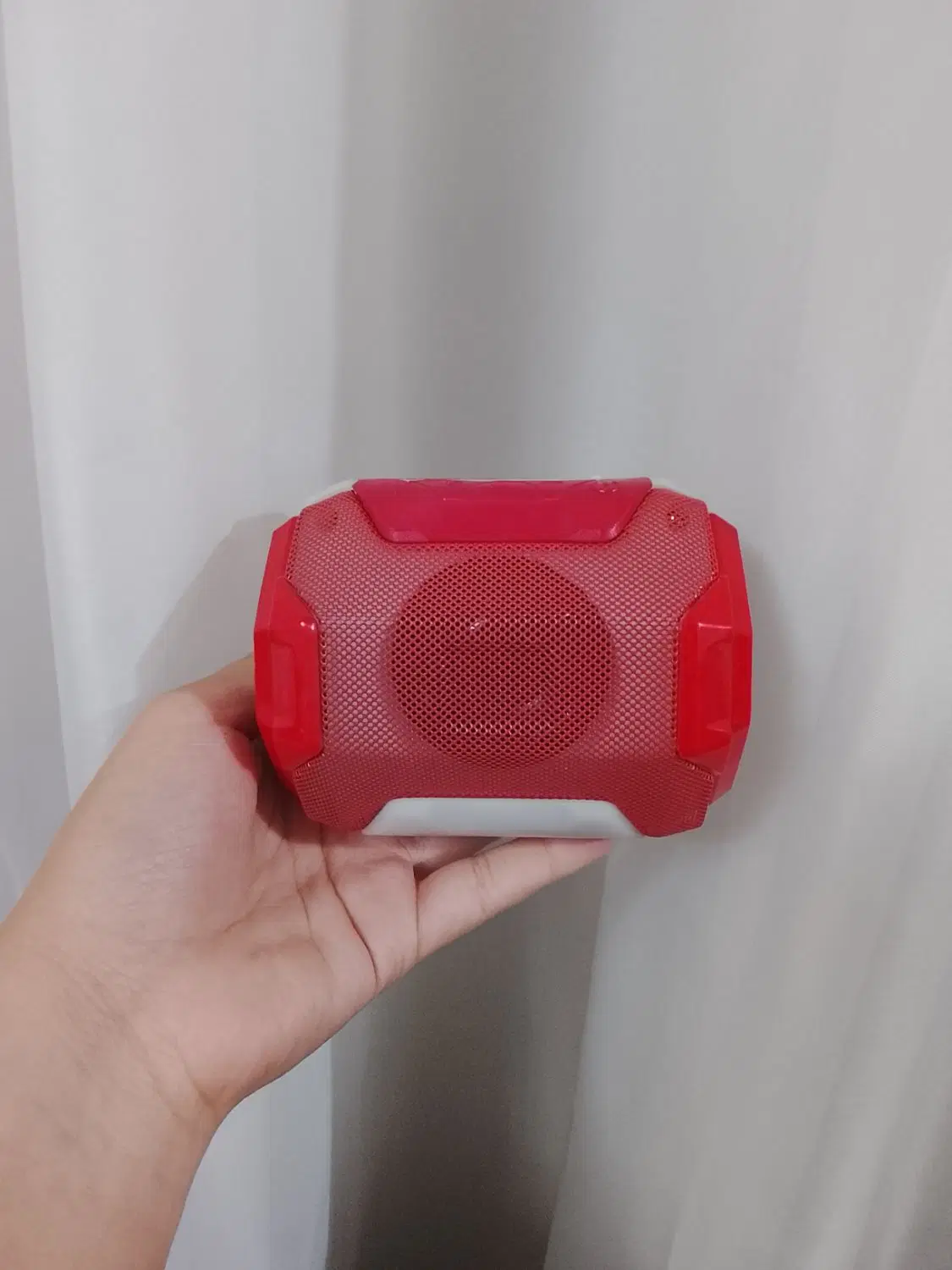 اسپیکر تقریباً بزرگ|پخشکننده همراه|تهران, شهید اسدی|دیوار