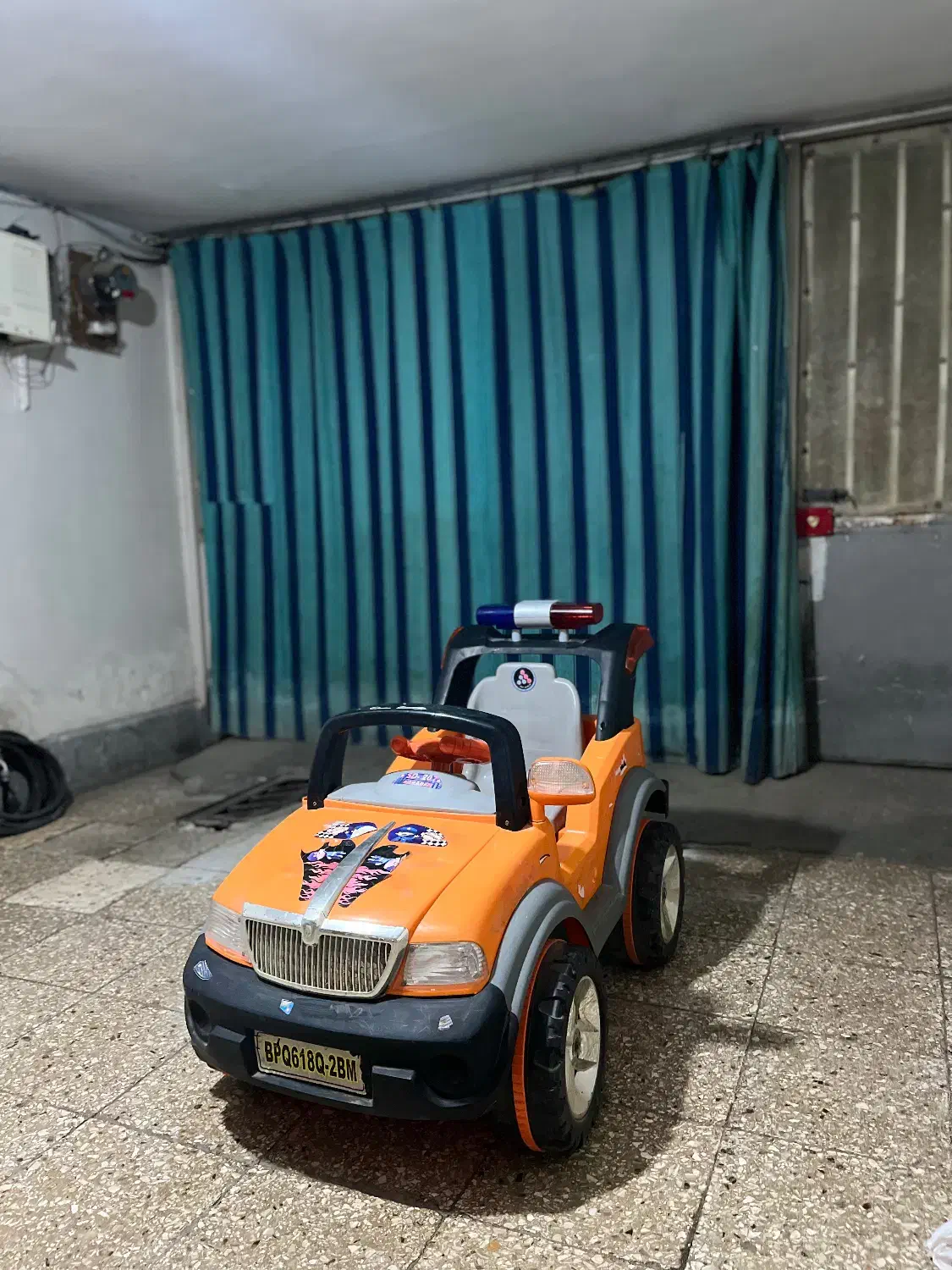 ماشین شارژی پلیس|اسباب‌‌بازی|کرج, کوی امامیه|دیوار