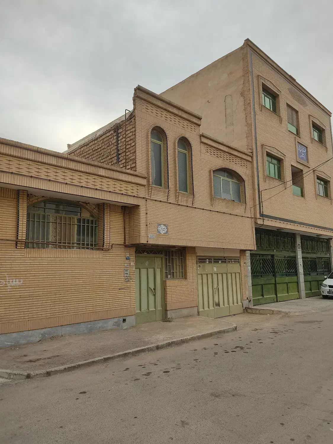 ویلایی 250متر دو کله (شمالی و جنوبی)|فروش خانه و ویلا|شاهینشهر, نبوت|دیوار