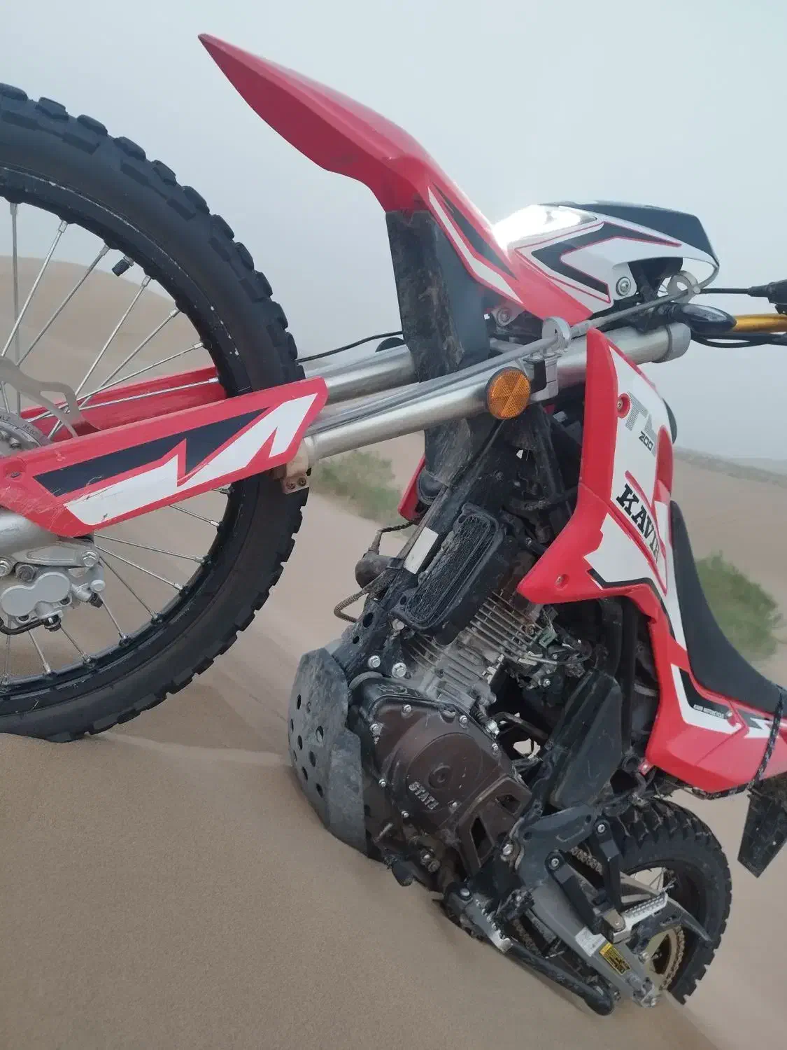 تریلر کویر t4انجین روان|موتورسیکلت|قائن, |دیوار