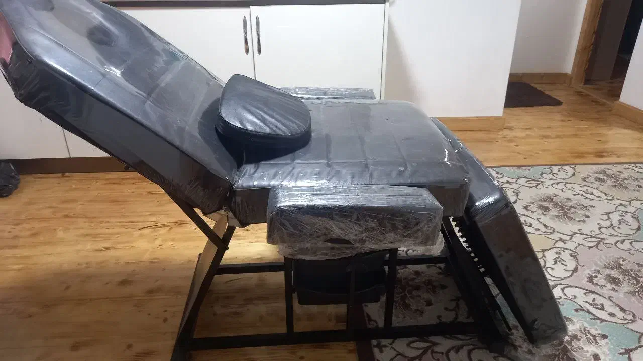 تخت و صندلی آرایشگاهی|آرایشگاه و سالن‌های زیبایی|لاهیجان, کوی زمانی|دیوار