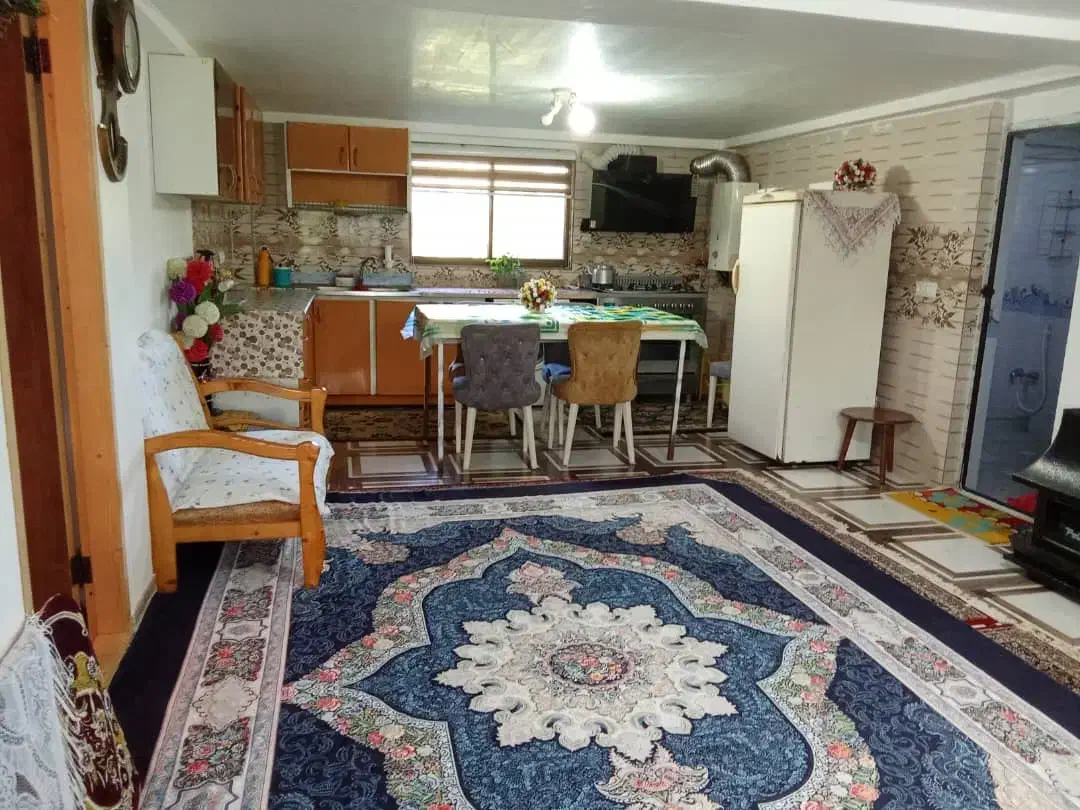 محیطی آرام و دلنشین نزدیک به کوه و جنگل و دریا|اجارهٔ کوتاه‌مدت آپارتمان و سوئیت|کلاچای, |دیوار