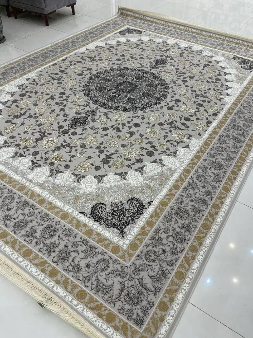 انواع فرش های اقتصادی و نخی فرش مهدیزاده|فرش|فردیس, طالقانی|دیوار