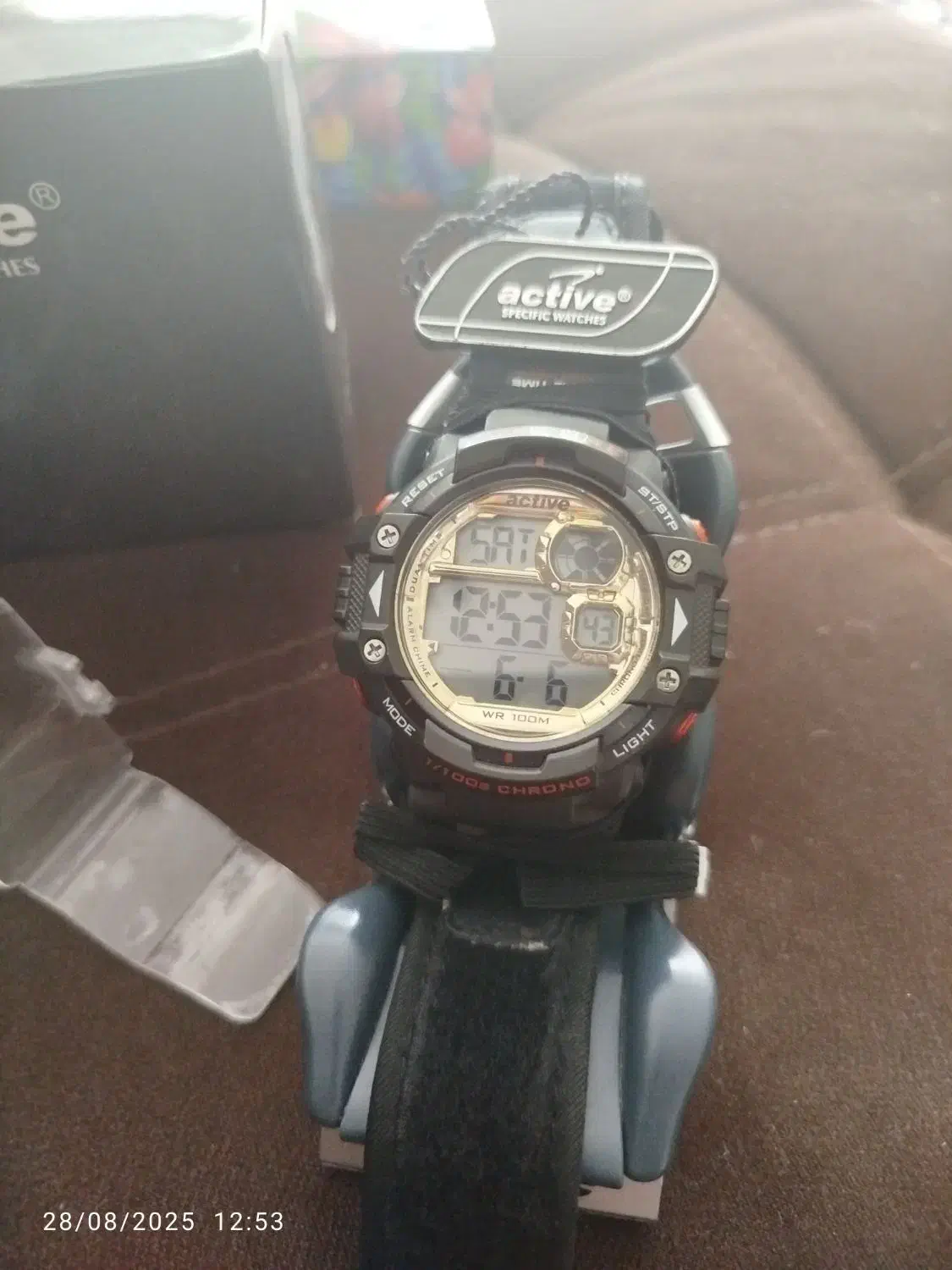 ساعت مچی|ساعت|فلاورجان, |دیوار