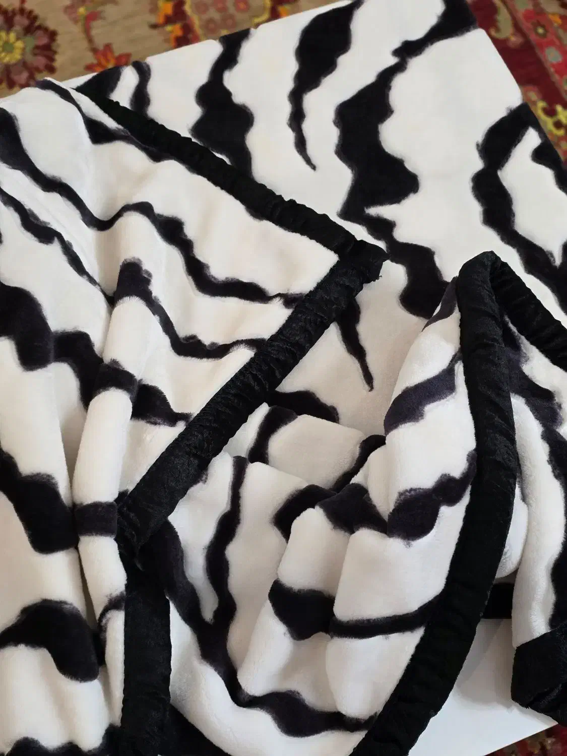 پتوی خارجی با تراکم بالا خرید از کیش|رختخواب، بالش، پتو|تهران, حشمتیه|دیوار