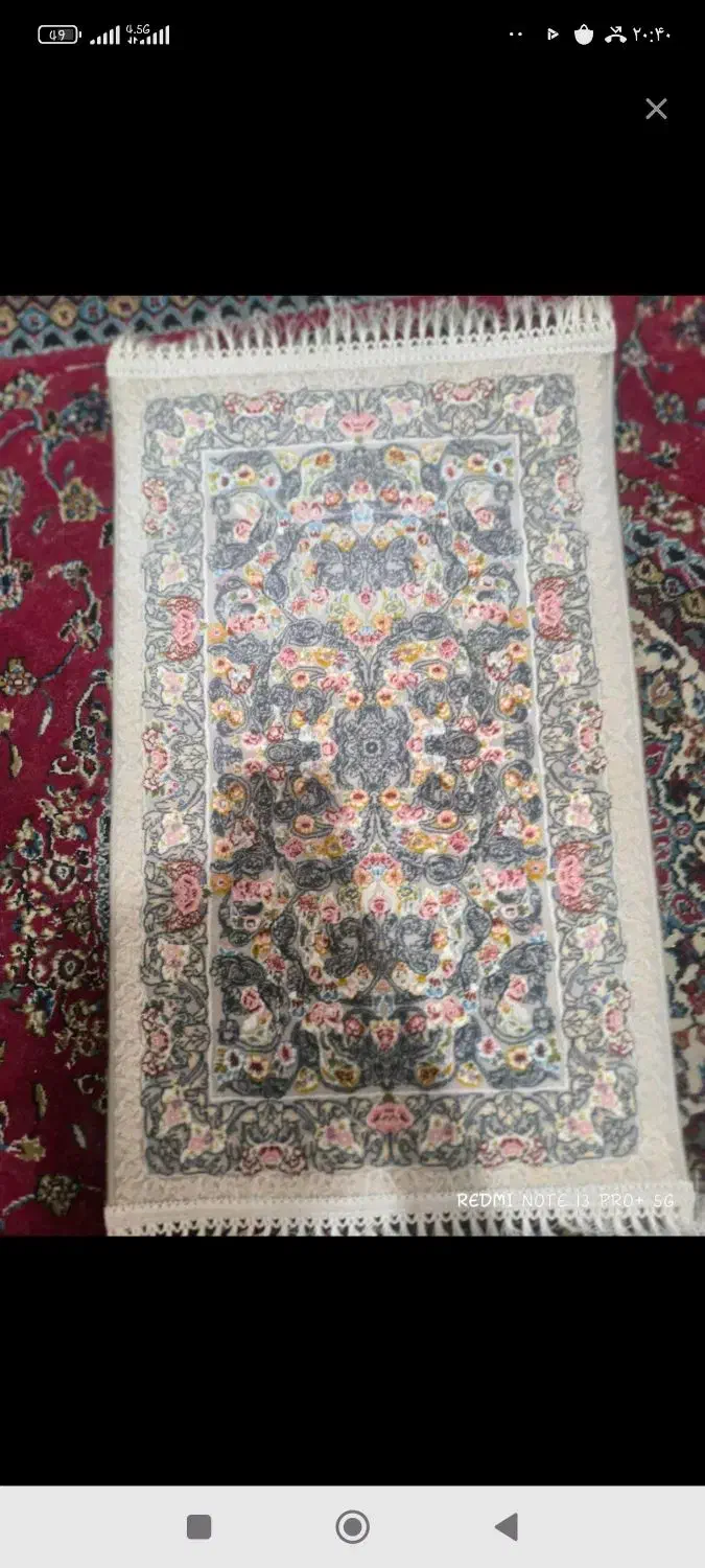 ۳ عدد فرش پادری مستطیلی و یک عدد گرد نو آکبند|پادری|دزفول, |دیوار