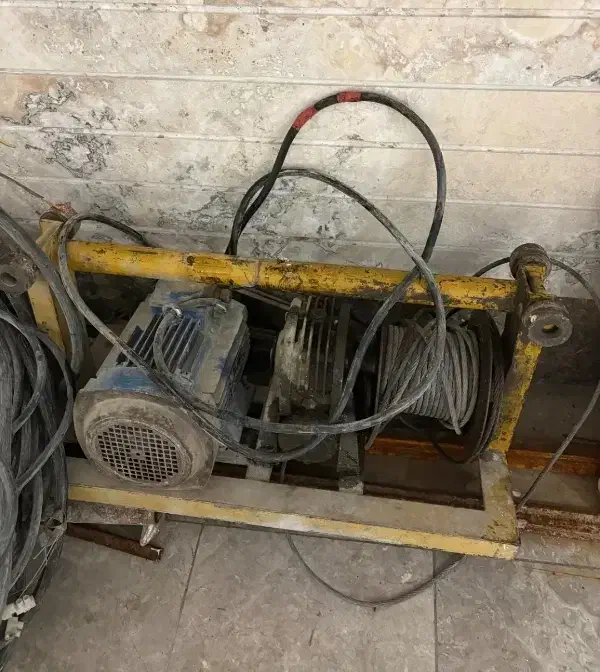 تعمیرات انواع بالابروگیربکس تک فاز و۳فاز|خدمات پیشه و مهارت|شیراز, زرهی|دیوار