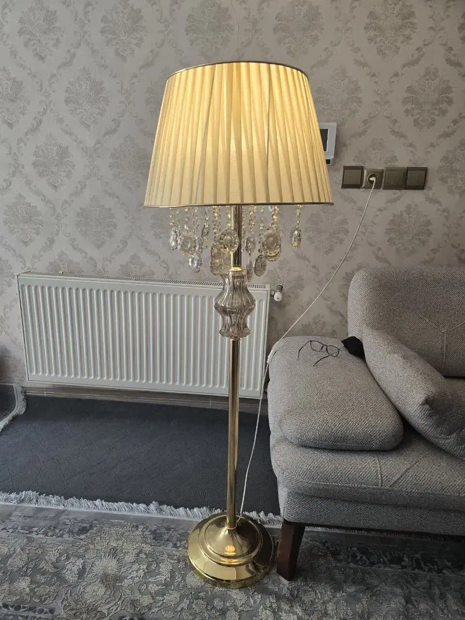 اباژور تمیز و زیبا|چراغ خواب و آباژور|قم, شهرک امام حسین|دیوار