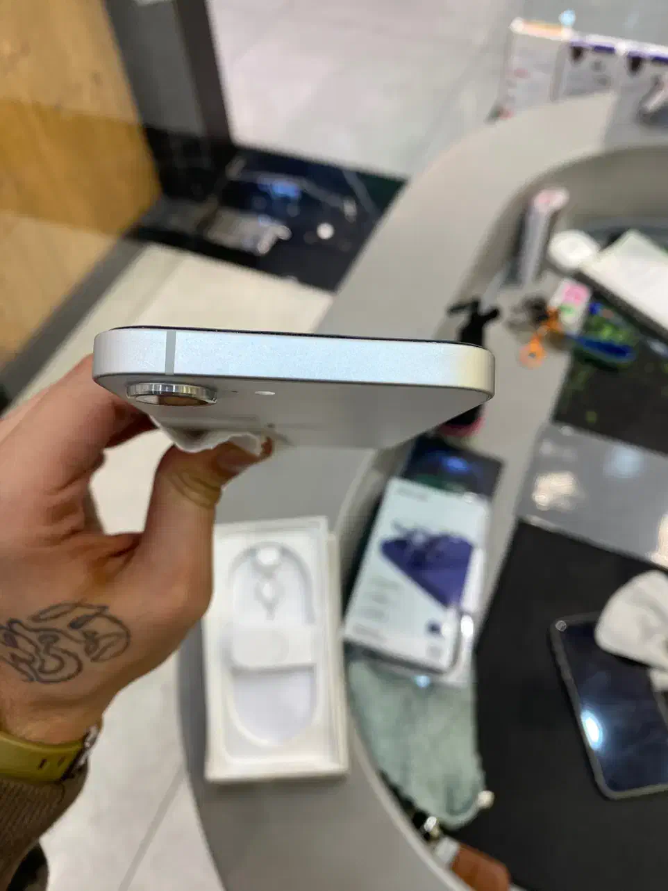 Iphone 16E|موبایل|رشت, لاکانی|دیوار