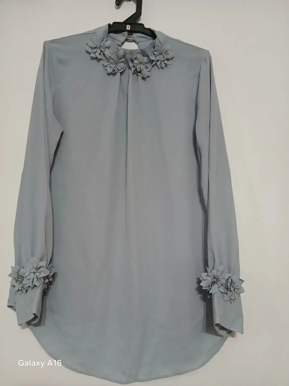 شومیز|لباس|رشت, استقامت ۲|دیوار