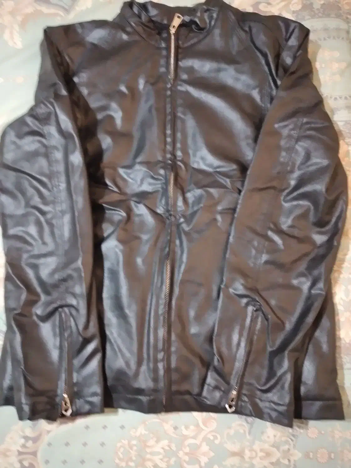 کاپشن چرمی مردانه سایز  M رنگ مشکی.|لباس|فردیس, شهرک ۱۱۰|دیوار