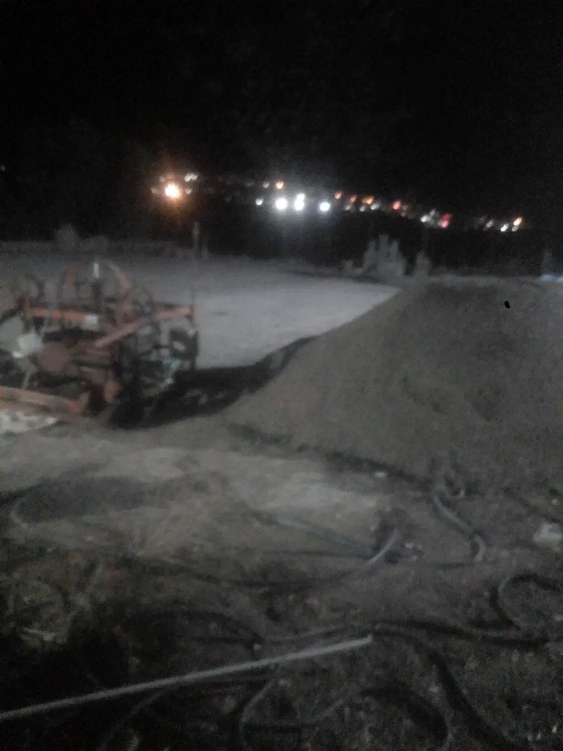 کارگر بلوک زن|استخدام معماری، عمران و ساختمانی|لوشان, |دیوار