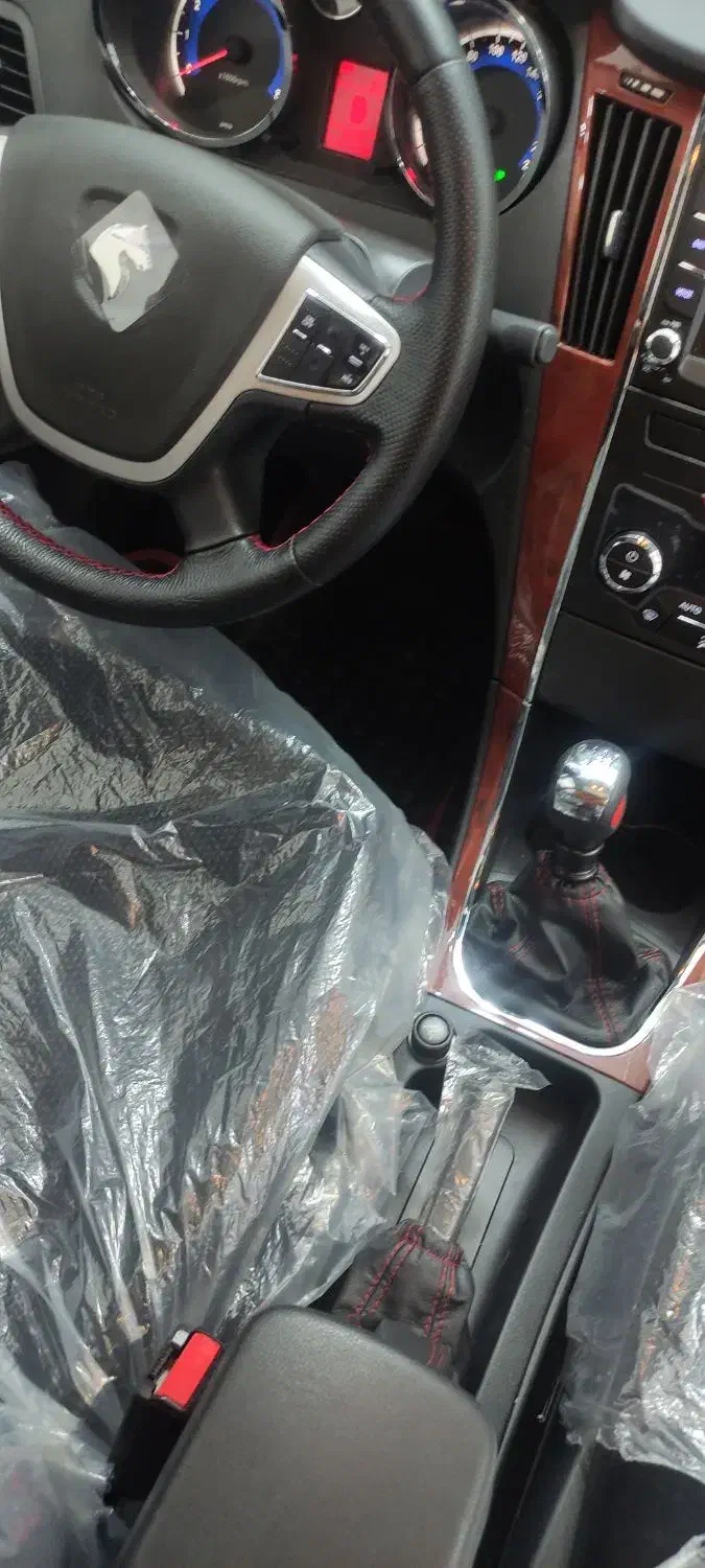 دنا پلاس توربو 6دنده سانروف دار (خشک ) 1402|خودرو سواری و وانت|همدان, |دیوار