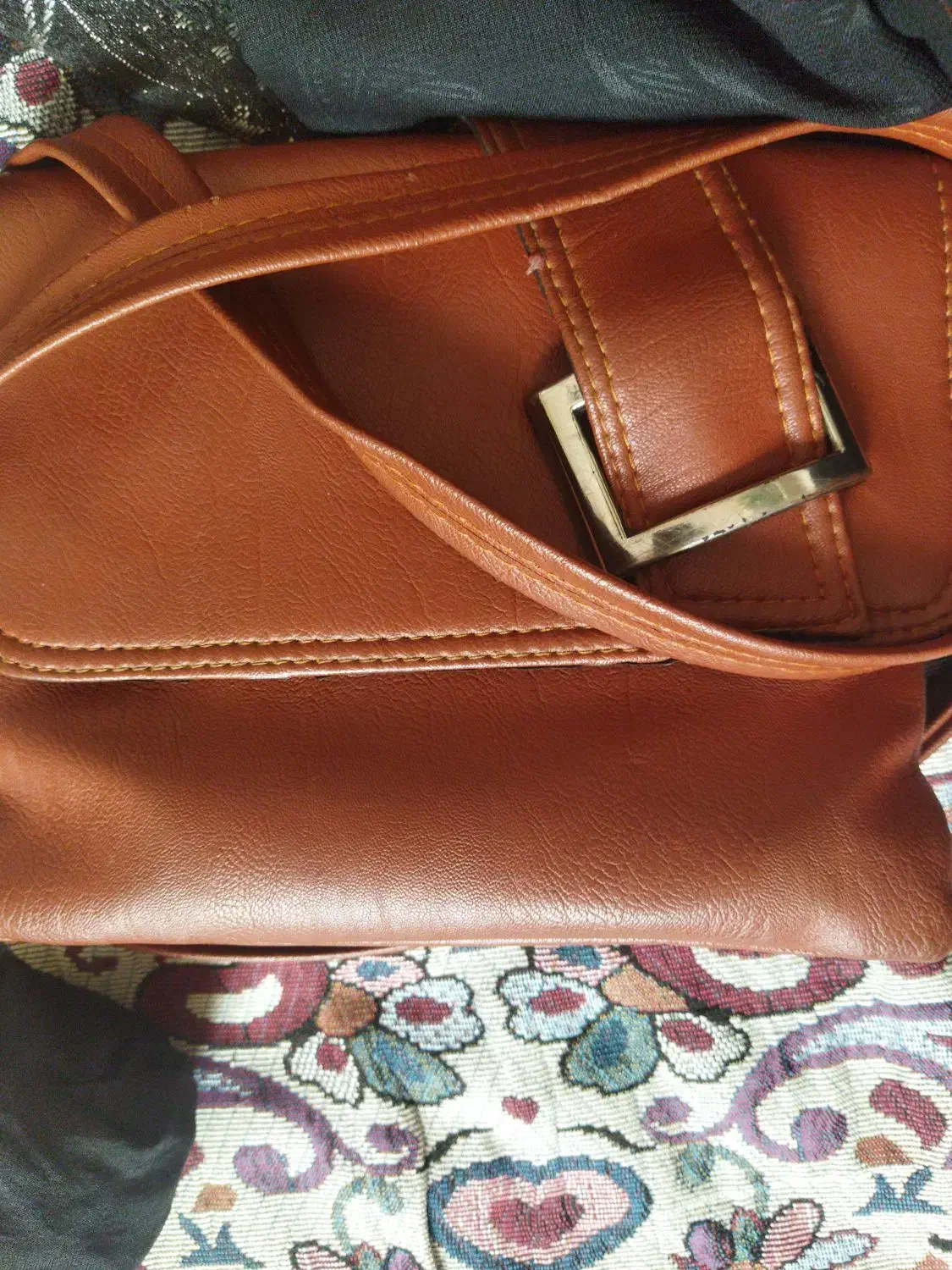 کیف پول گل گلی کوچک|اشیا|رشت, خرسندی|دیوار