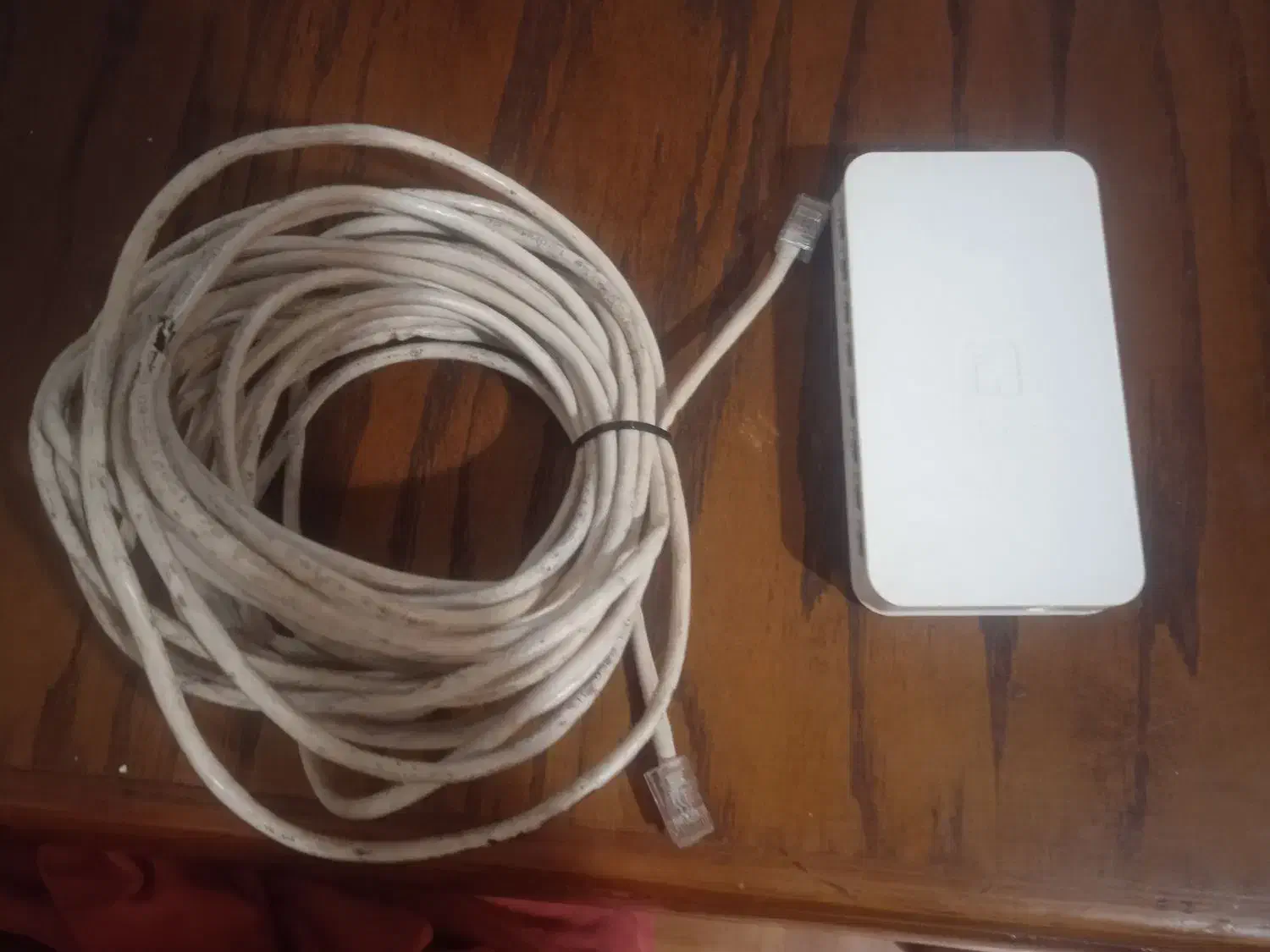 سویچ ۸پورت وکابل ۱۰متری لن|مودم و تجهیزات شبکه|تهران, ظفر|دیوار