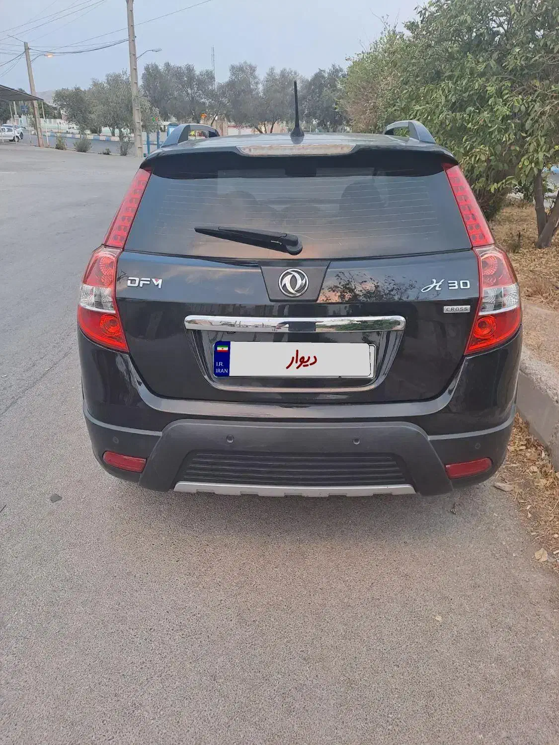 H30 کراس|خودرو سواری و وانت|دوگنبدان, |دیوار