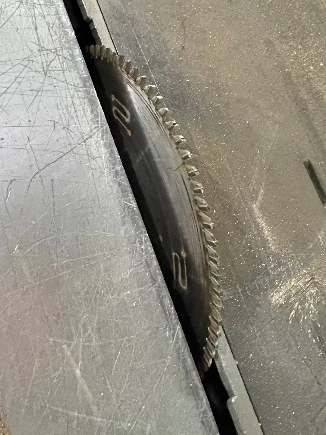 دستگاه برش  اره ریلی|ابزارآلات|یزد, |دیوار