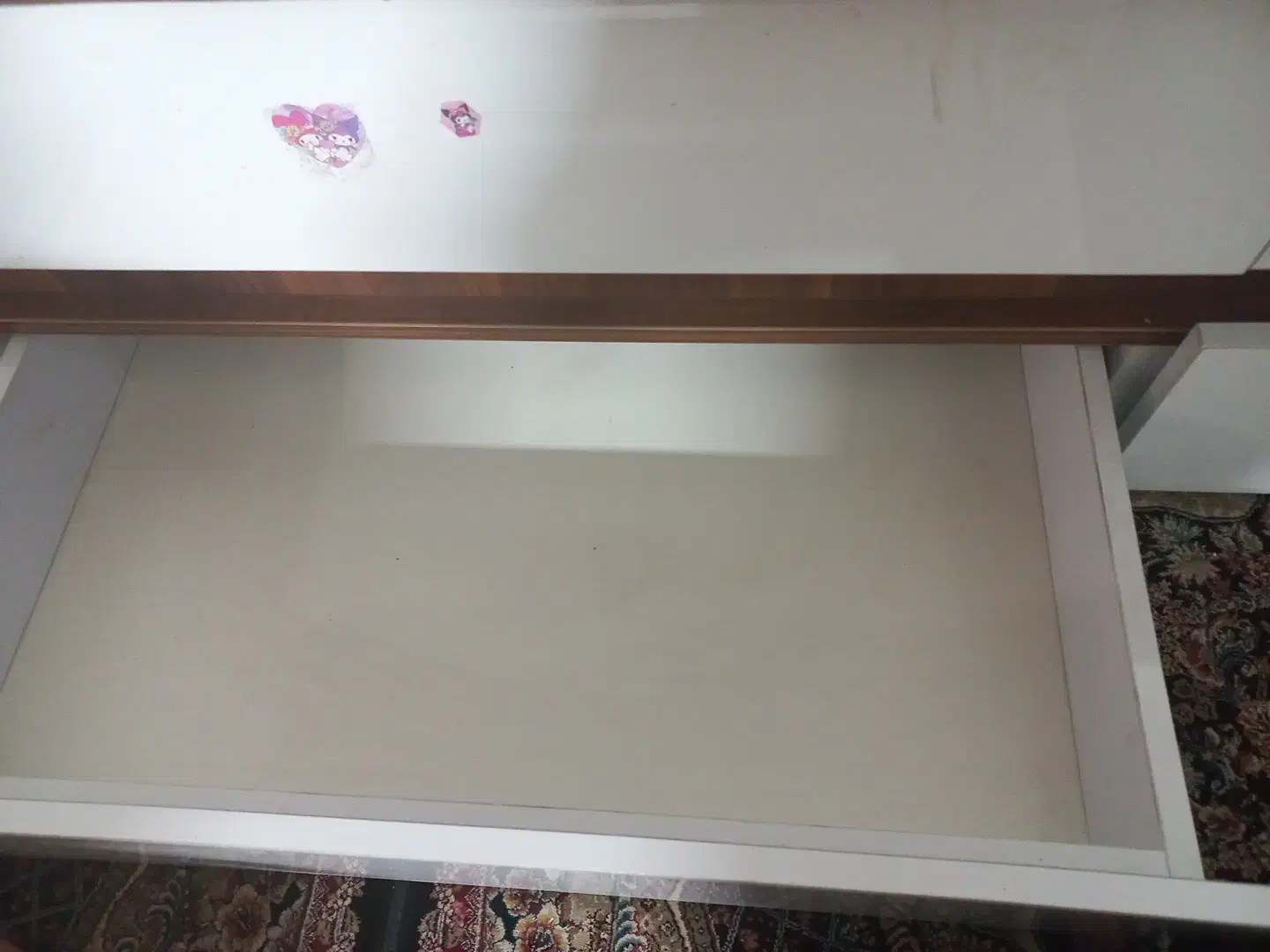 نشیمن گاه|تشک تختخواب|قم, نیروگاه|دیوار