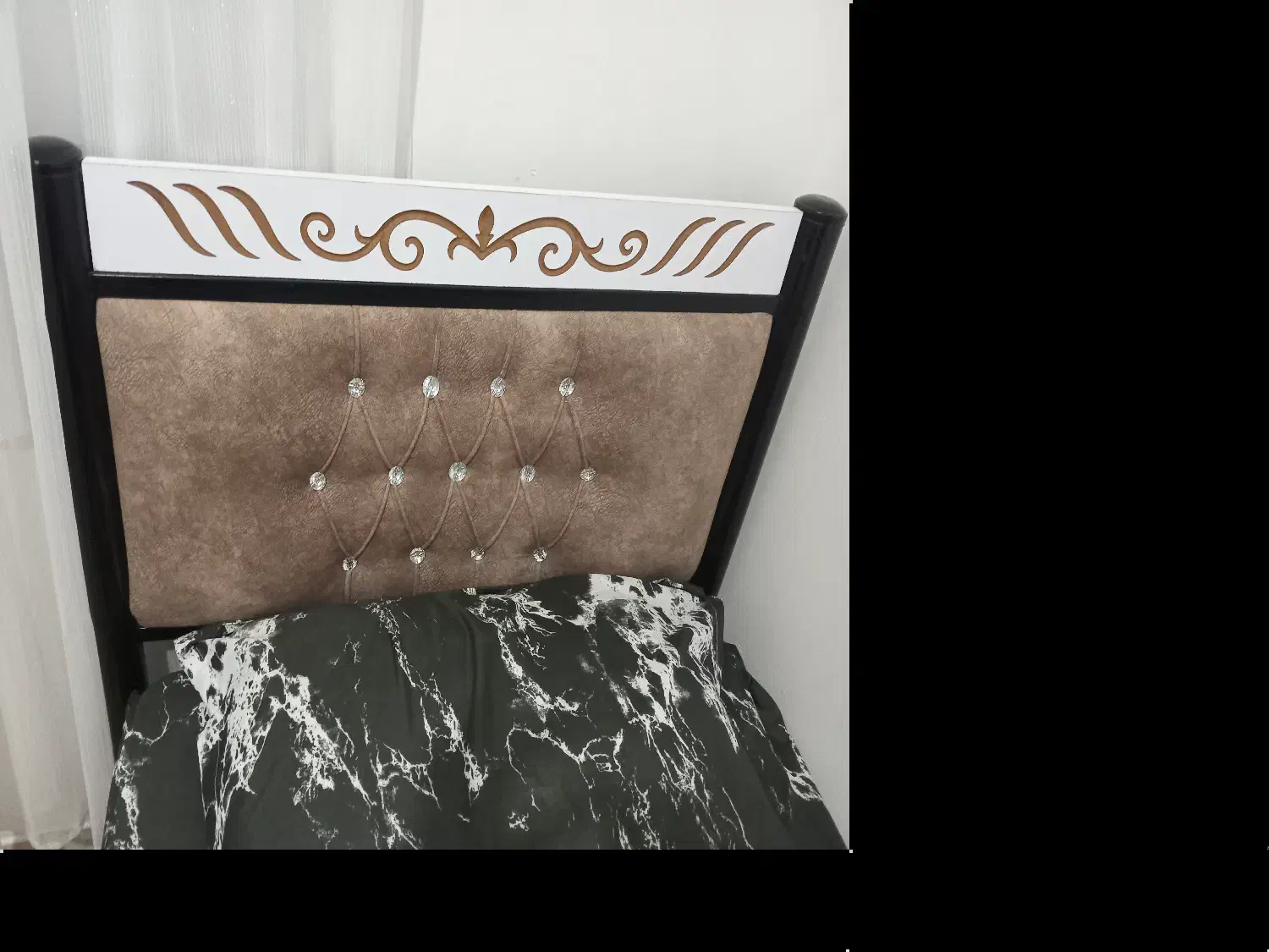 تخت خواب یک نفره بدون تشک|تخت و سرویس خواب|ماسال, |دیوار