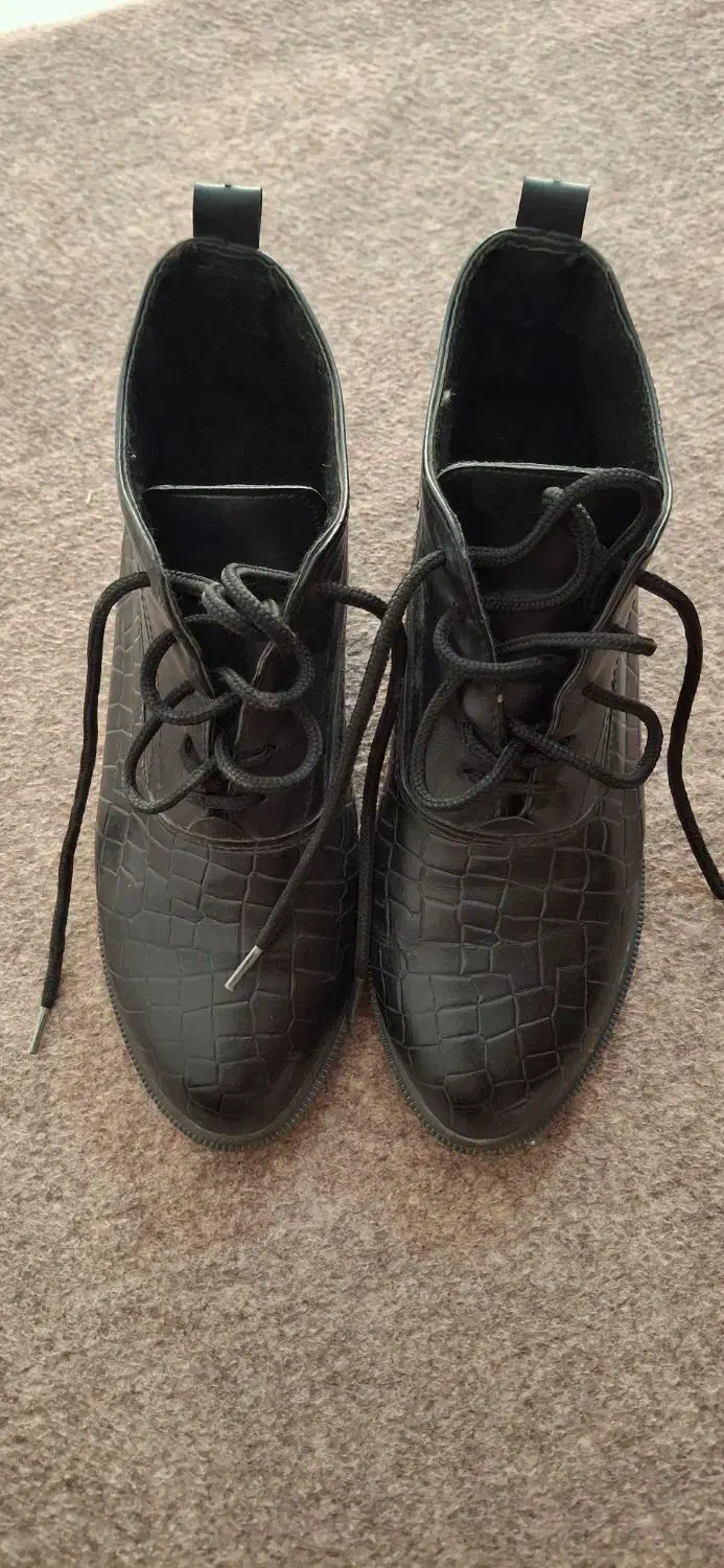 نیم بوت زنانه نونو سایز ۳۸|کیف، کفش، کمربند|صدرا-فارس, فاز ۱|دیوار