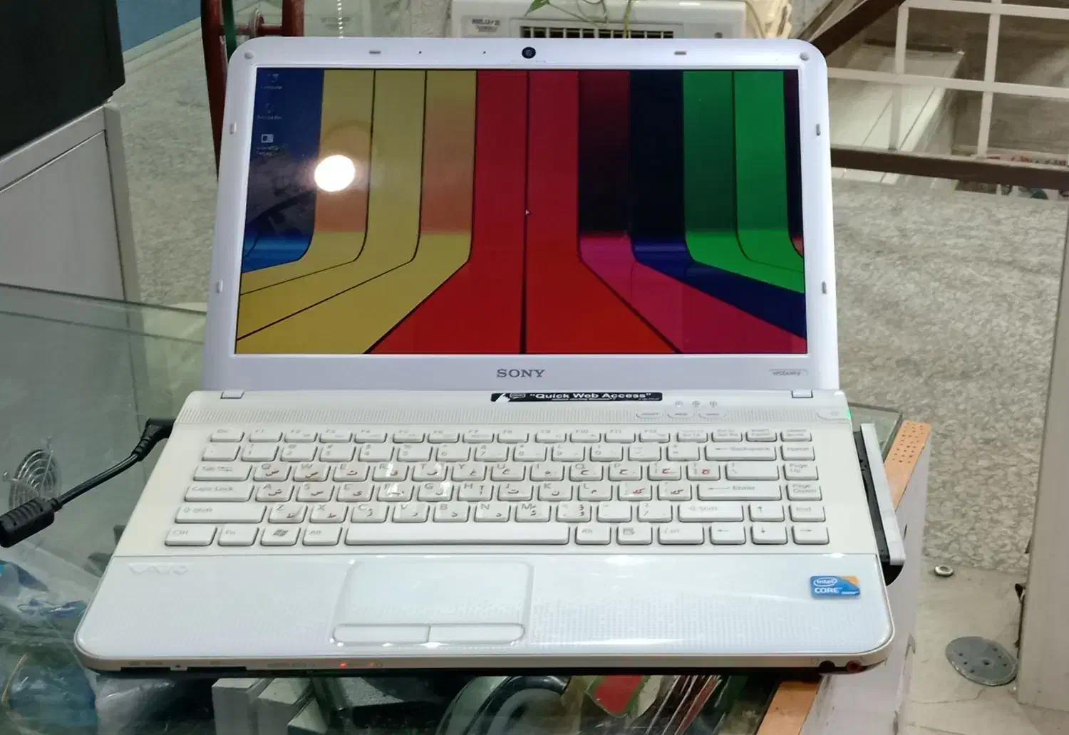 loptop  شیشه ای  sony|رایانه همراه|همدان, |دیوار