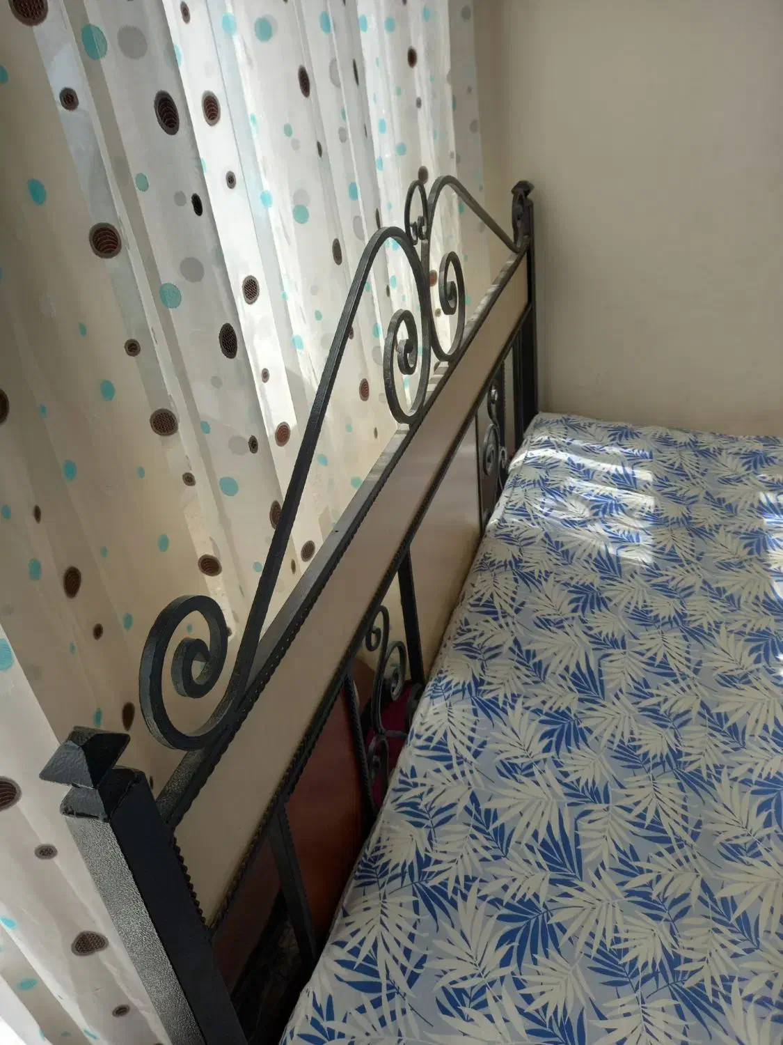 تخت ۲ نفره د دوتا ۱ نفره|تخت و سرویس خواب|بیرجند, |دیوار