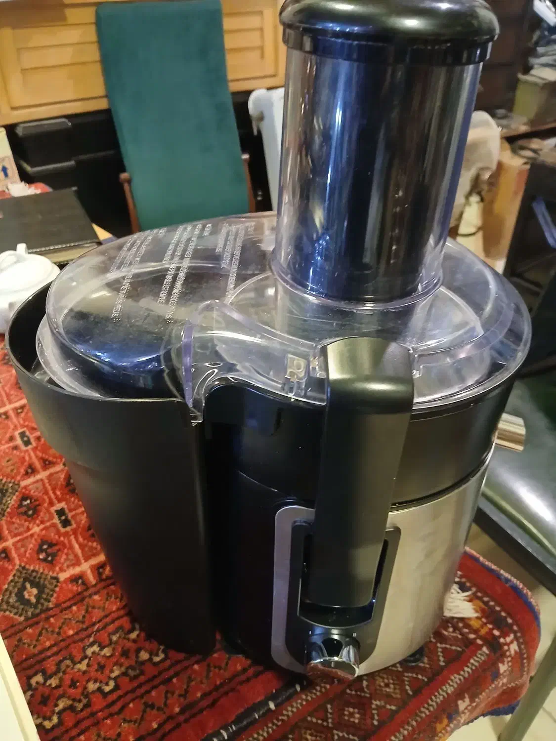 آبمیوه گیری اروپایی فوق العاده سالم تمیز|آبمیوه‌گیر و آب‌مرکبات‌گیر|فردیس, شهرک هفده شهریور|دیوار