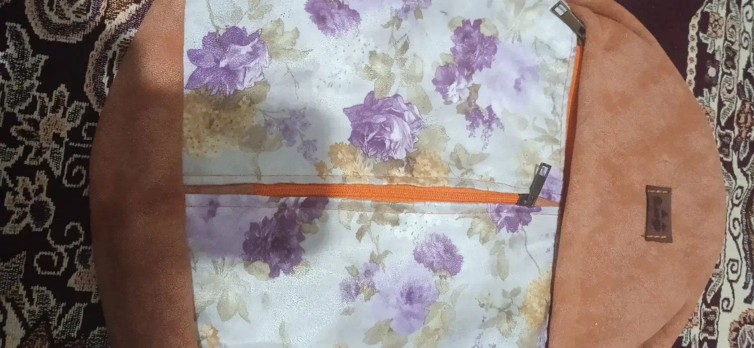 کیف مدرسه|کیف، کفش، کمربند|کاشان, فاز ۲ ناجی آباد|دیوار