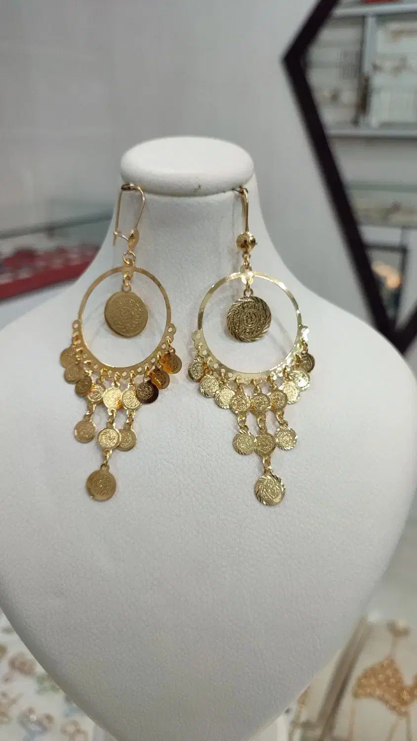 گوشواره خلیجی|بدلیجات|آبپخش, |دیوار