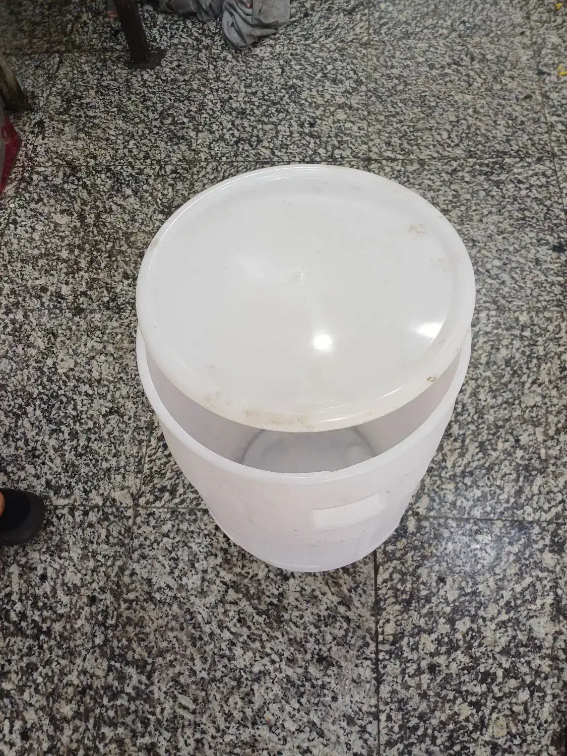 دبه|ظروف نگهدارنده، پلاستیکی، یک‌بارمصرف|رشت, تازه آباد|دیوار