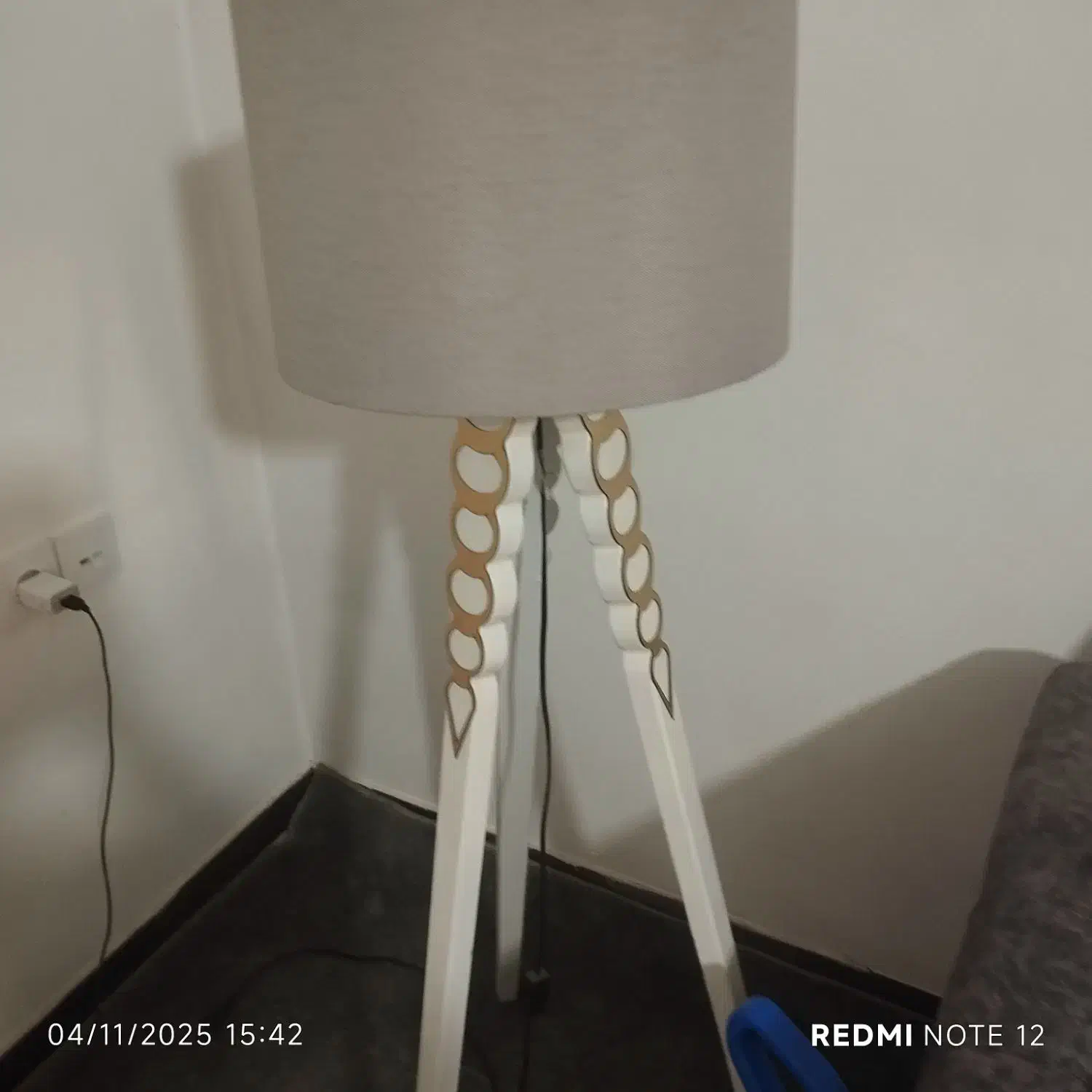 آباژورایستاده|چراغ خواب و آباژور|پاکدشت, پاکدشت (مامازند)|دیوار