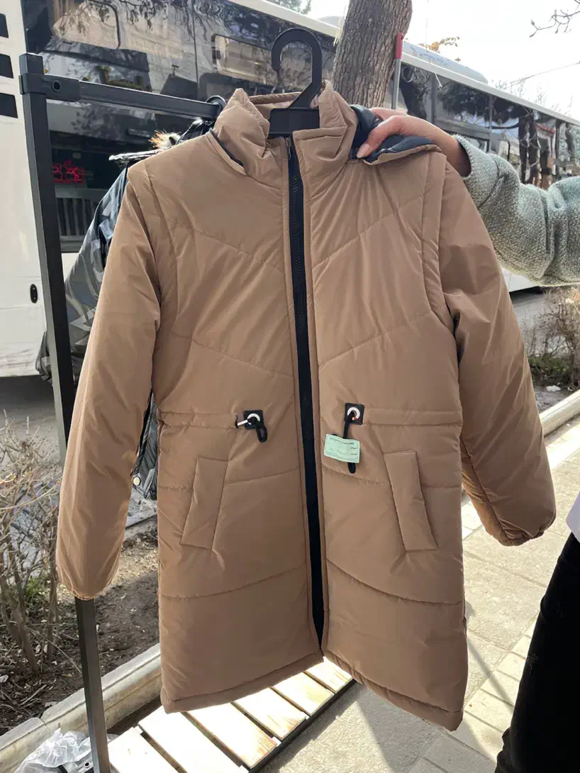 کاپشن|لباس|بجنورد, |دیوار