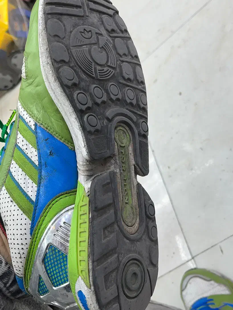 نینجا اورکیل کتونی|کیف، کفش، کمربند|ری, سرتخت|دیوار