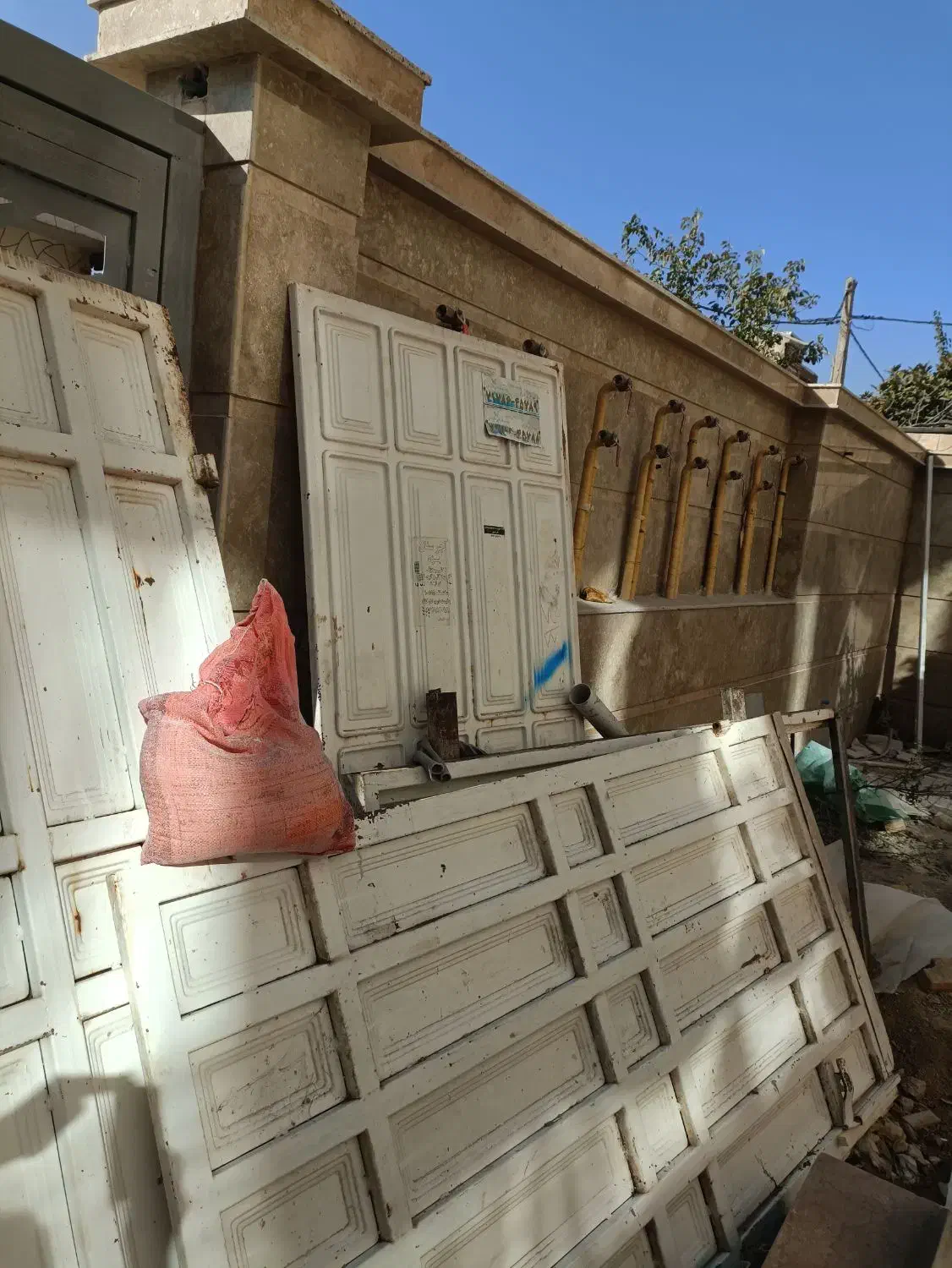 درب حیاطی|مصالح و تجهیزات ساختمان|شیراز, محمدیه|دیوار