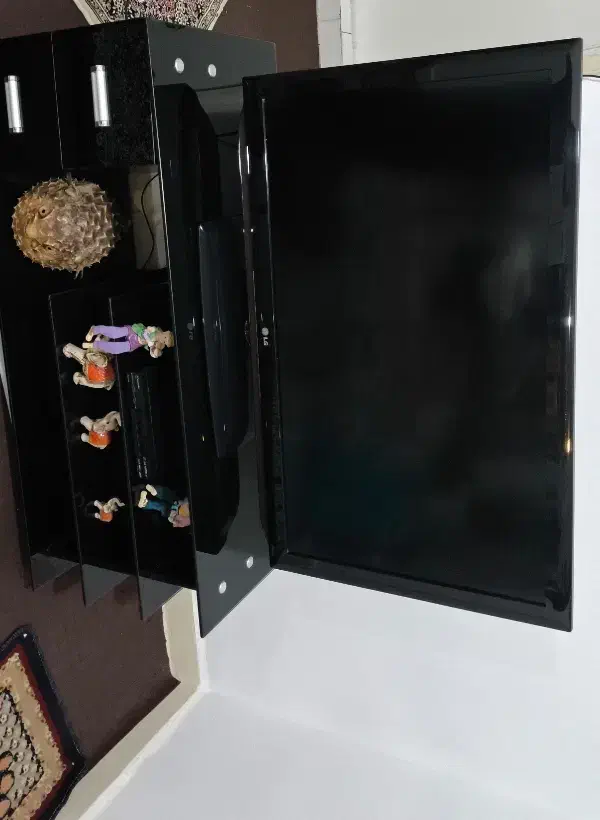 تلویزیون 42اینج LG|تلویزیون و پروژکتور|بندرعباس, |دیوار