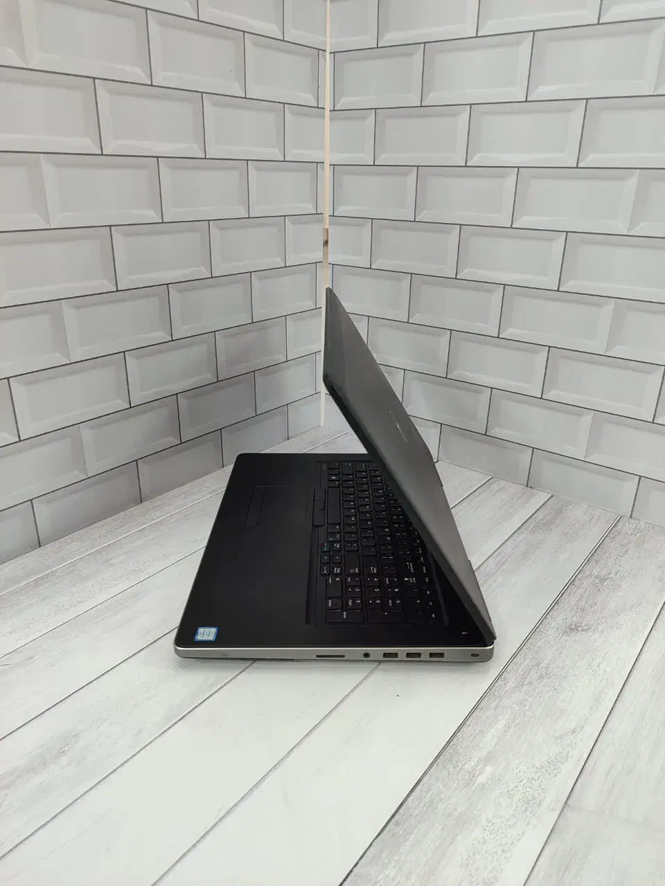 لپ تاپ ۷۷۱۰ مخصوص مهندسی و رندرگیری و گیم|رایانه همراه|تهران, میدان ولیعصر|دیوار