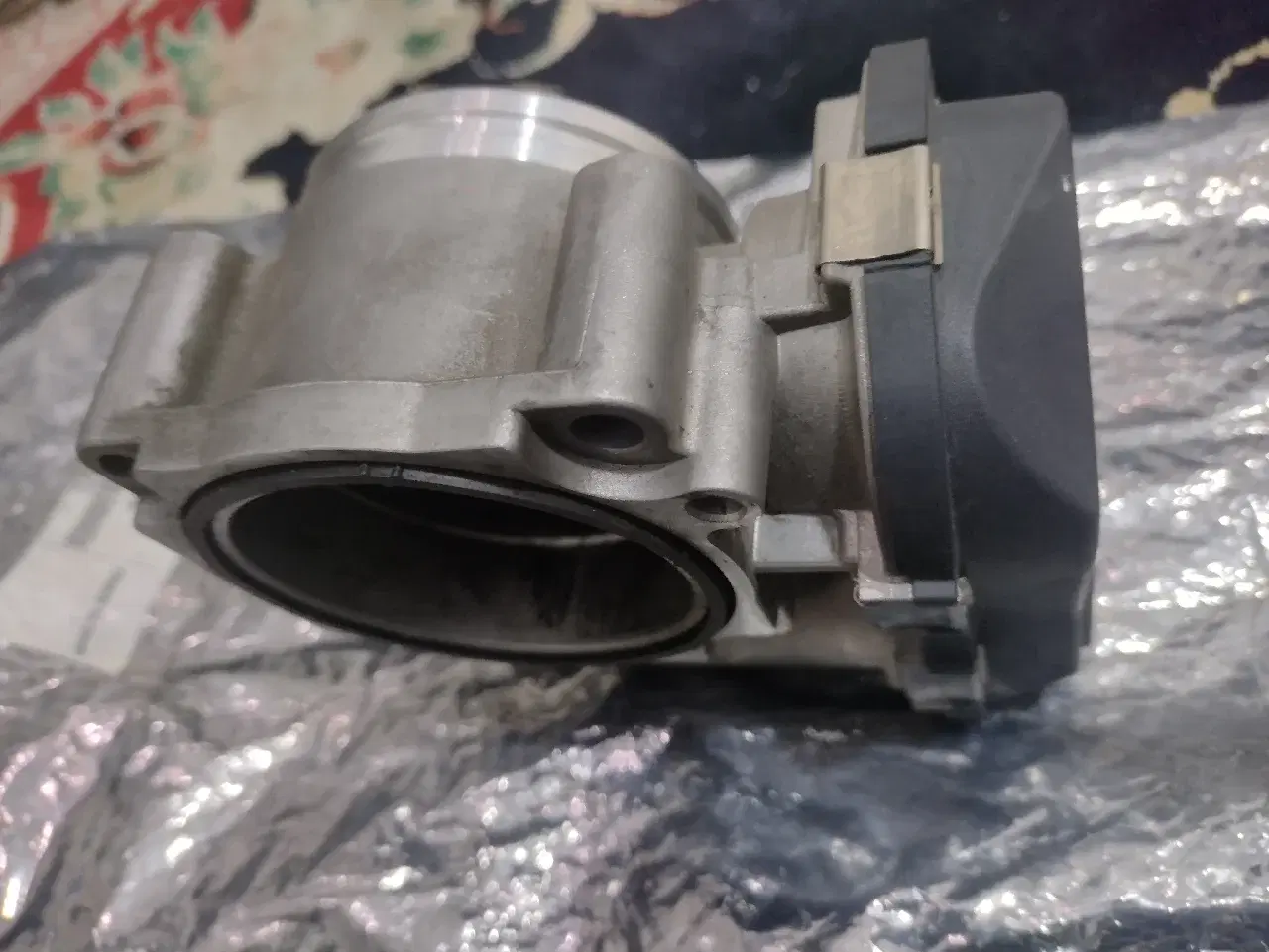 دریچه گاز BMW|قطعات یدکی و لوازم جانبی|تهران, صاحبقرانیه|دیوار