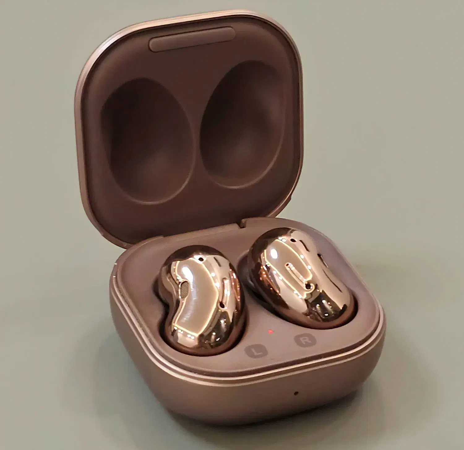 هندزفری ایرپاد سامسونگ گلکسی بادز لایو Galaxy Buds|لوازم جانبی موبایل و تبلت|اصفهان, کوی ولی عصر|دیوار