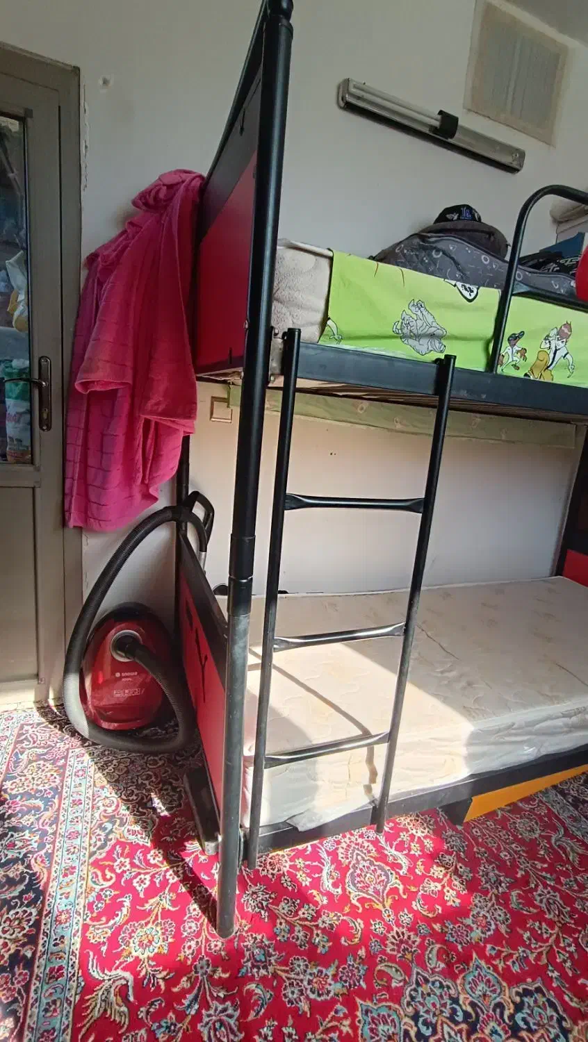 تختخواب دو طبقه|تخت و سرویس خواب|بیرجند, |دیوار