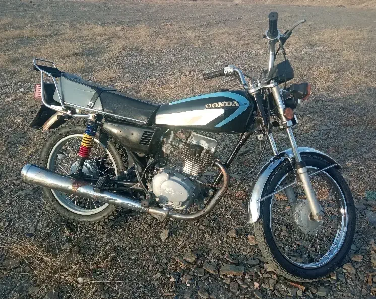 موتور پلاک قدیم مدل ۸۳|موتورسیکلت|خوانسار, |دیوار