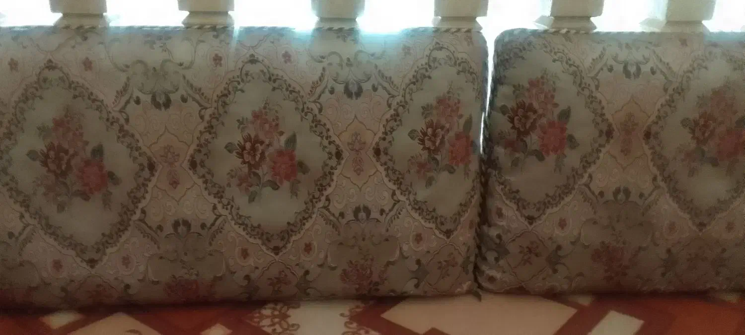 پشتی|پشتی|بروجرد, |دیوار