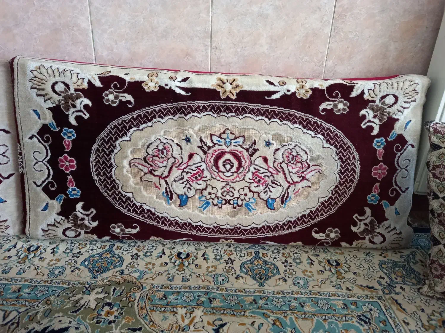 پشتی|پشتی|بیرجند, |دیوار