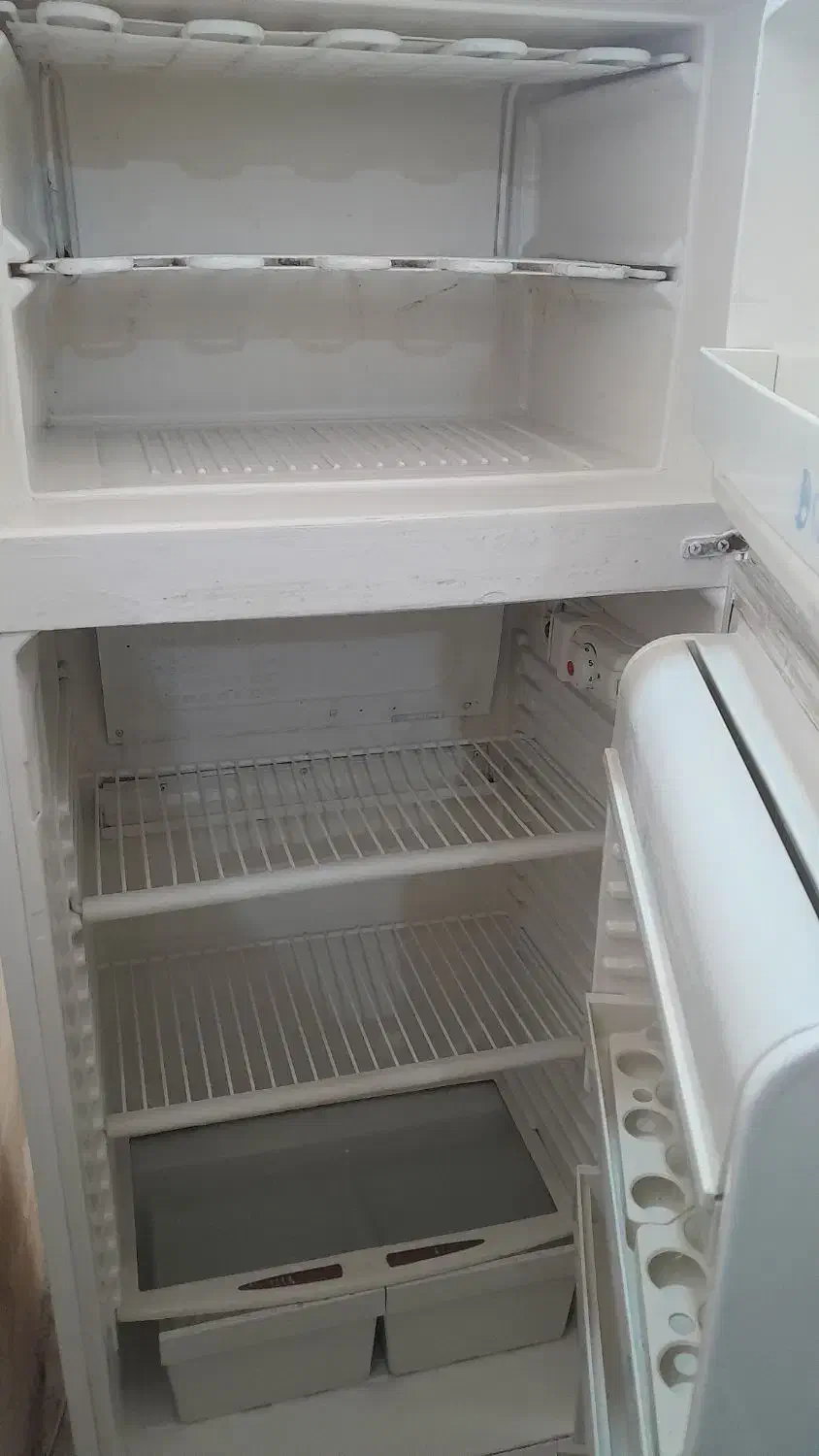 یخچال|یخچال و فریزر|خلخال, |دیوار