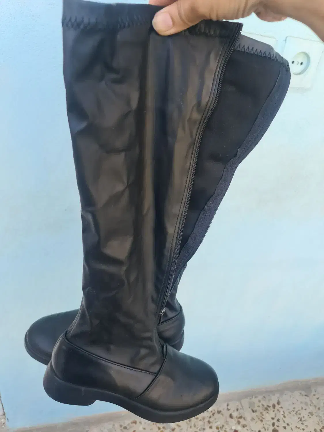 بوت ساق بلند جورابی چرم.سایر ۴۰|کیف، کفش، کمربند|کرمانشاه, |دیوار