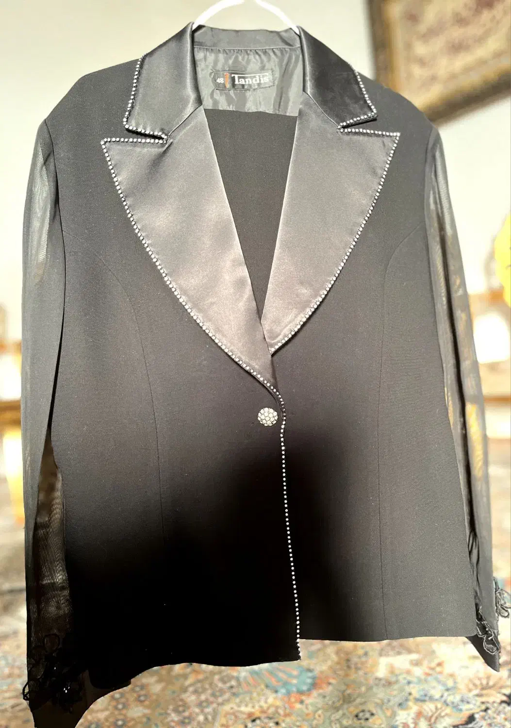 کت و دامن|لباس|هشترود, |دیوار