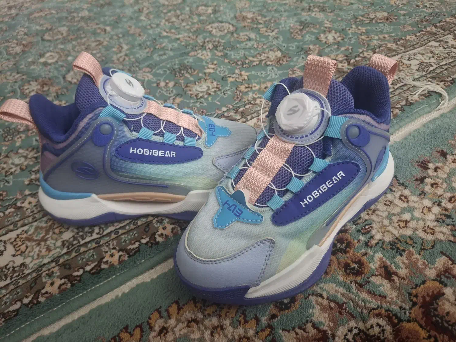 کتانی خارجی درحدصفر|کیف، کفش، کمربند|اردبیل, |دیوار